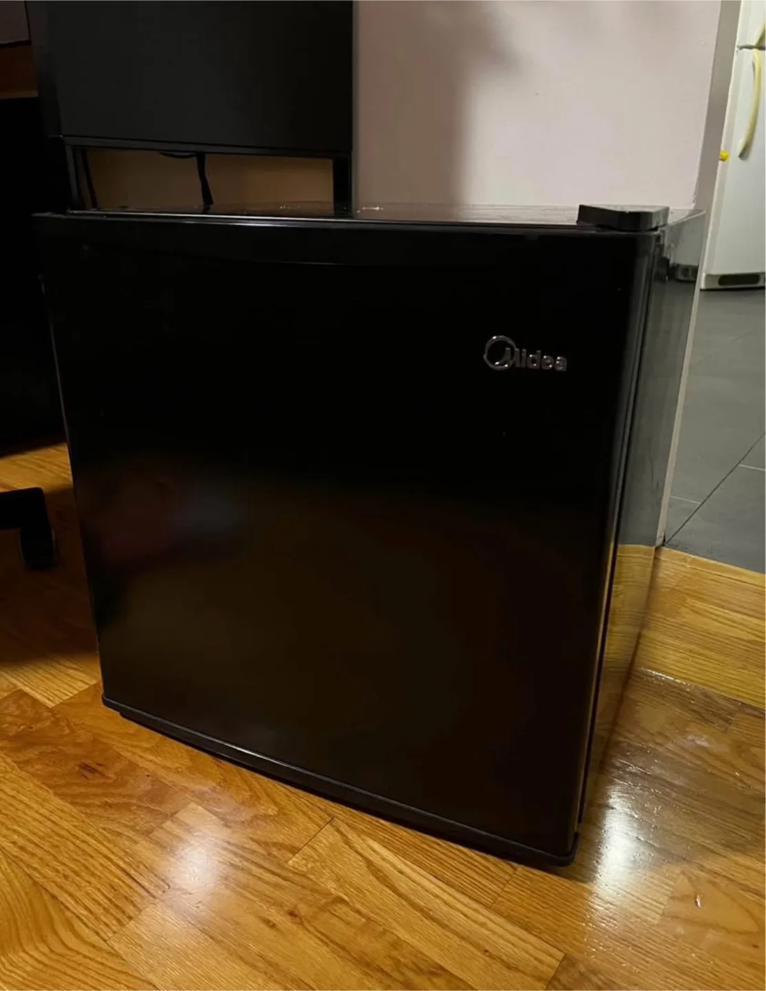 Mini Fridge thumbnail