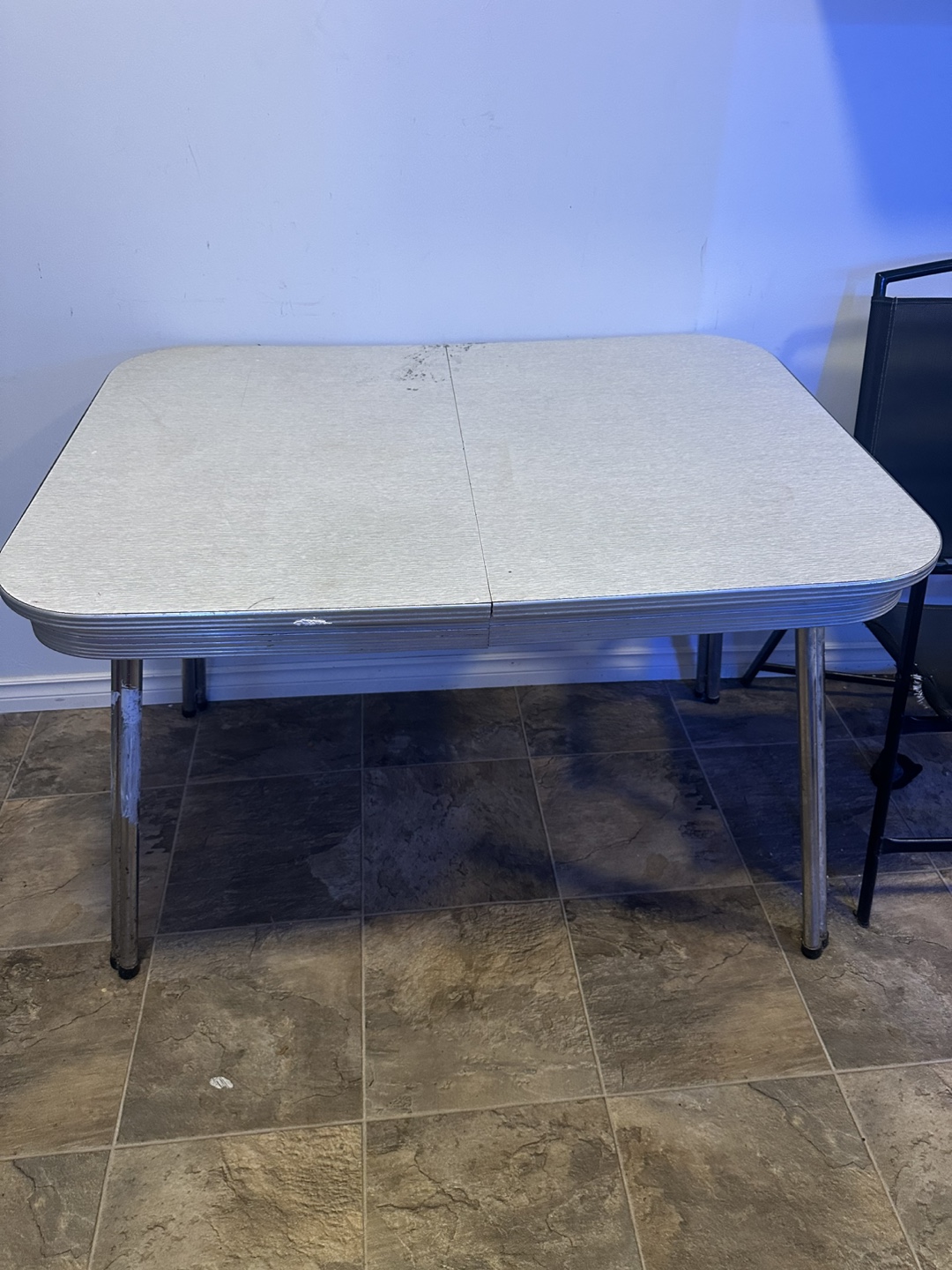 Kitchen table