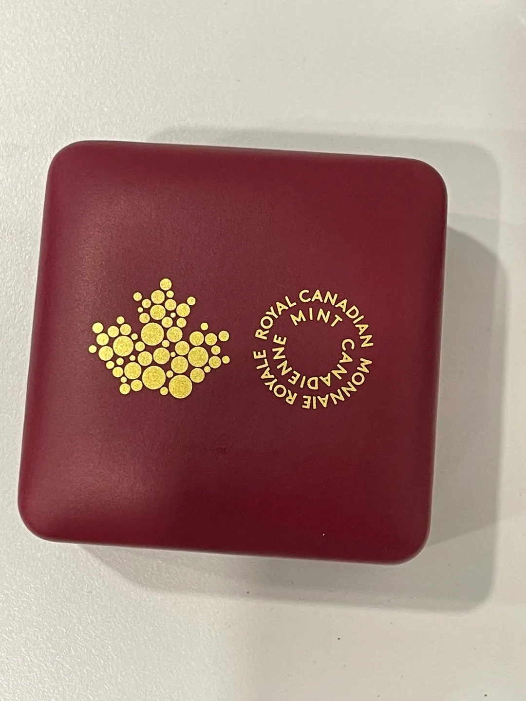 2014 $10 Fine Silver Coin - O Canada - The Northern Lights image indicator(2)