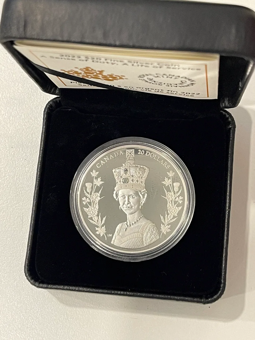 2022 $20 Fine Silver Coin - Queen Elizabeth II A Sense of Duty image indicator(4)