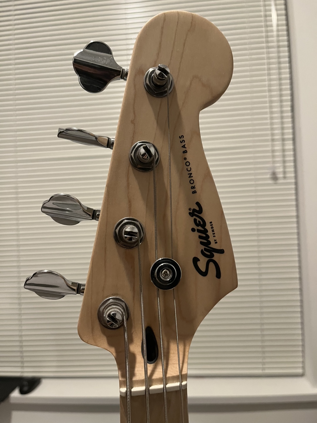 Fender squier bass guitar - photo 3
