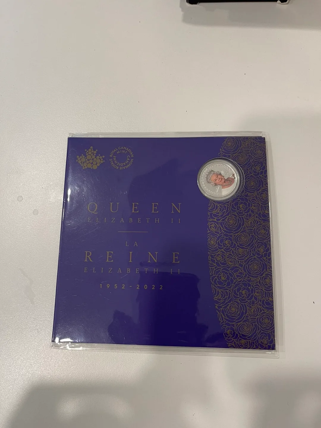 Queen Elizabeth II Commemorative Coin Card thumbnail