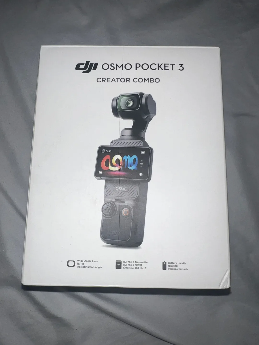 DJI Osmo Pocket 3 Creator Combo thumbnail