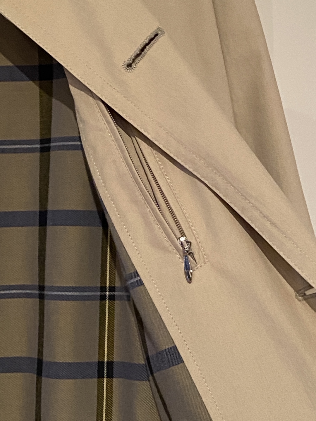 Bugatti Beige Trench Coat 52 - photo 4