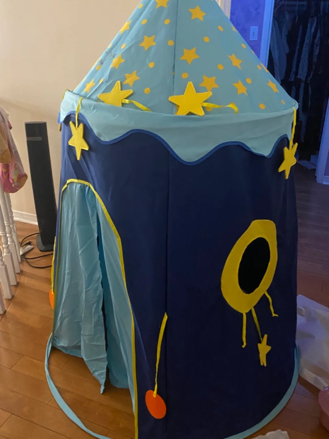 Kids Pop Up Play Tent Rocket Ship Design image indicator(2)