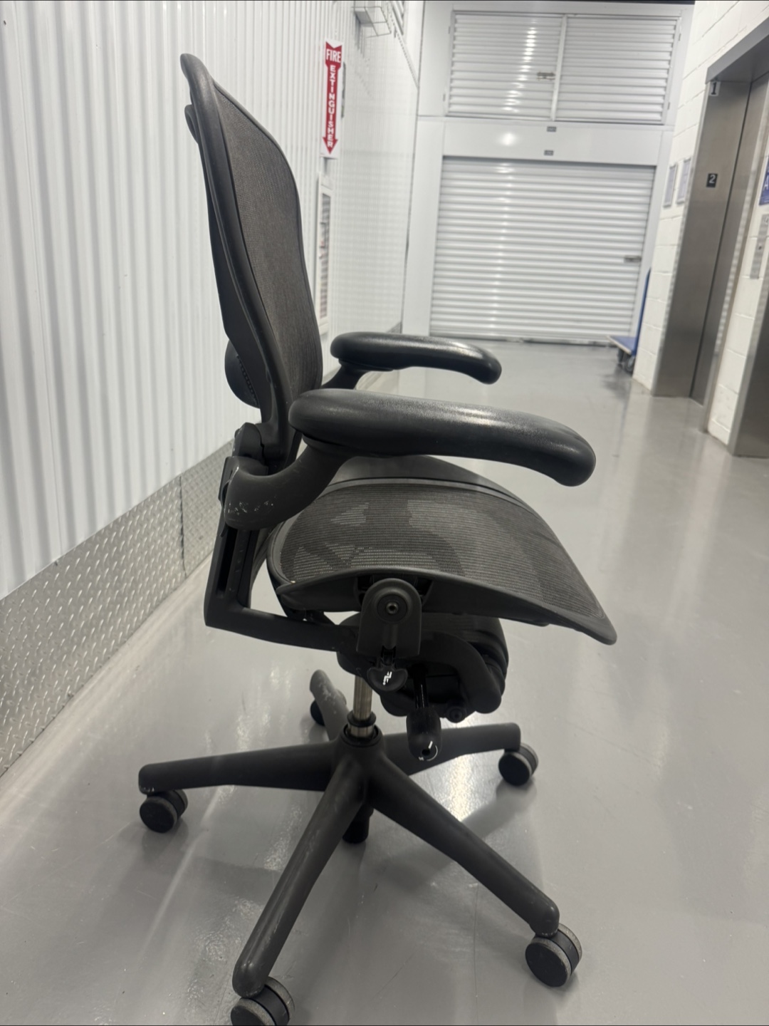 Free delivery office chair