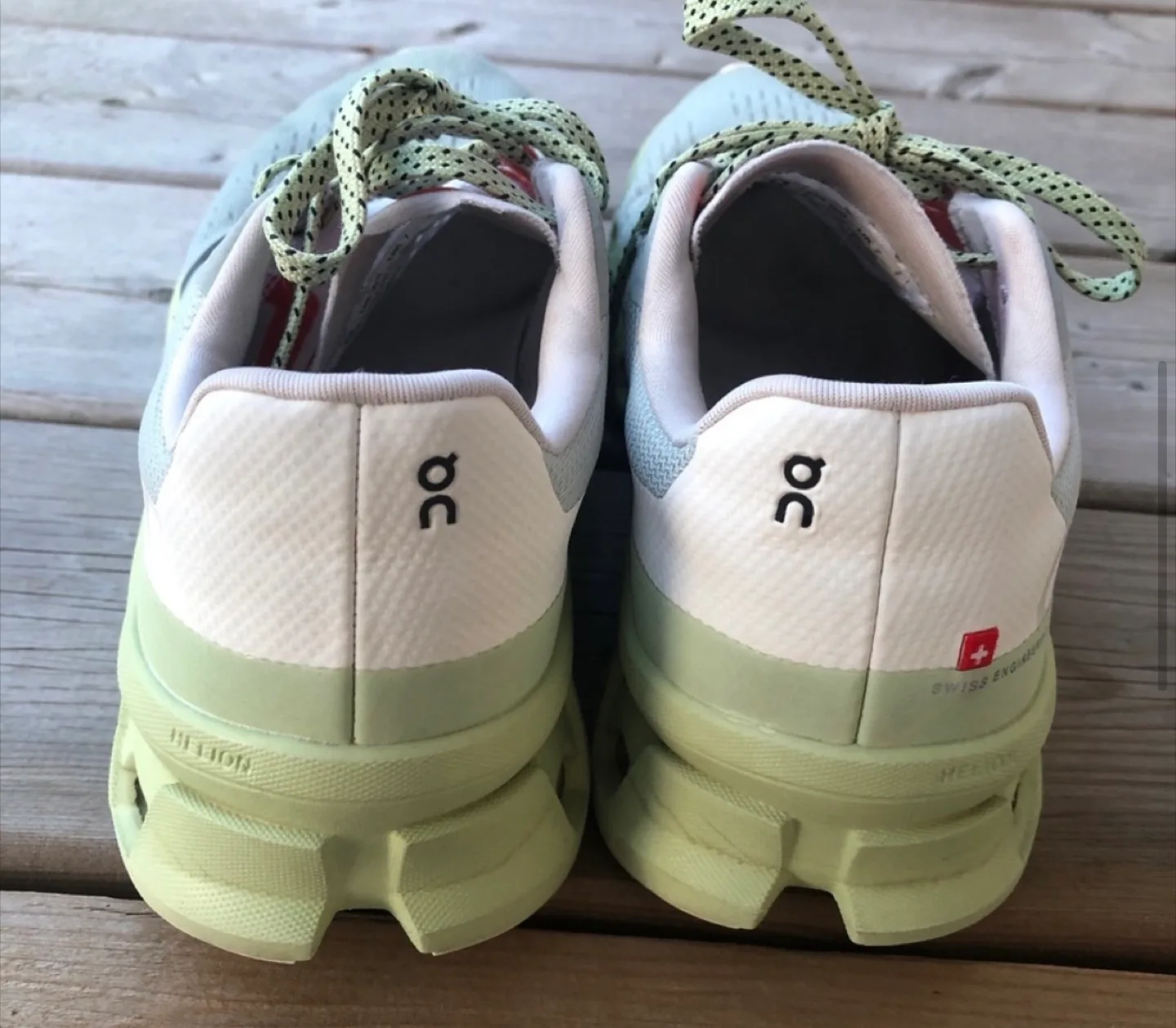 On Running Cloudmonster Women's Running Shoes - Size US W9 image indicator(3)