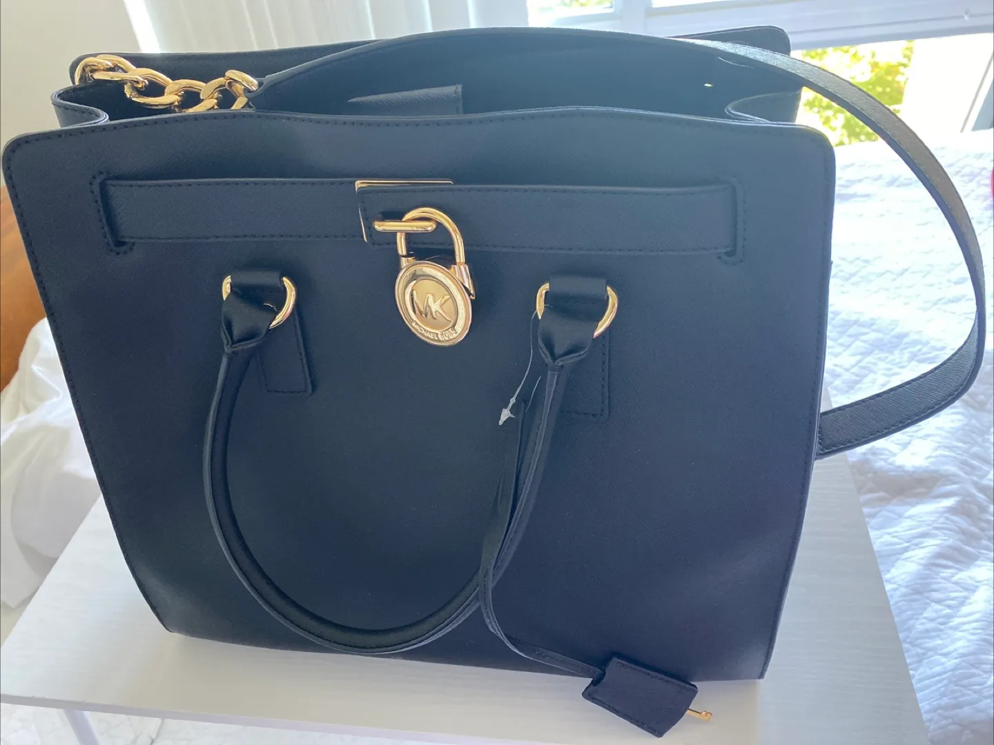 Michael Kors Black Leather Tote Bag image indicator(2)