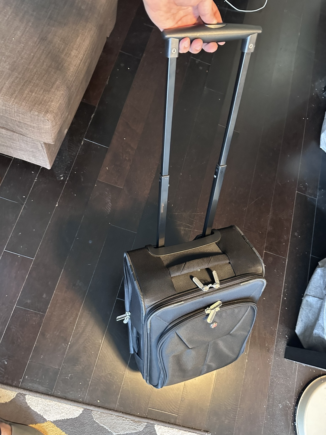 Samsonite Swiss Gear PC Carry-On Suitcase - photo 3