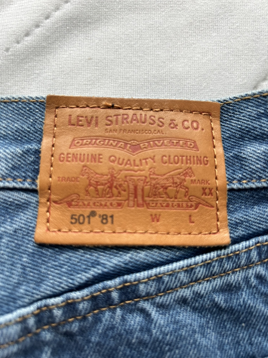 Levi's 501 '81 Premium Jeans - photo 4