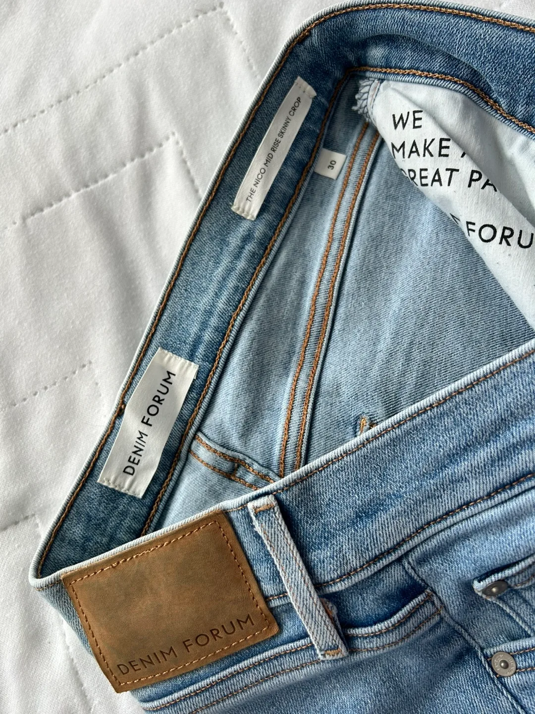 Denim Forum Light Wash Ankle Jeans, Size 30 thumbnail