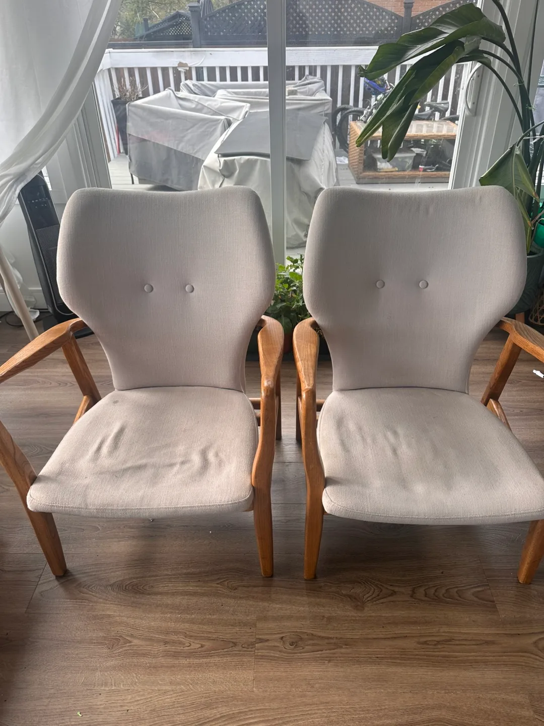 Pair of Mid-Century Modern Accent Chairs thumbnail