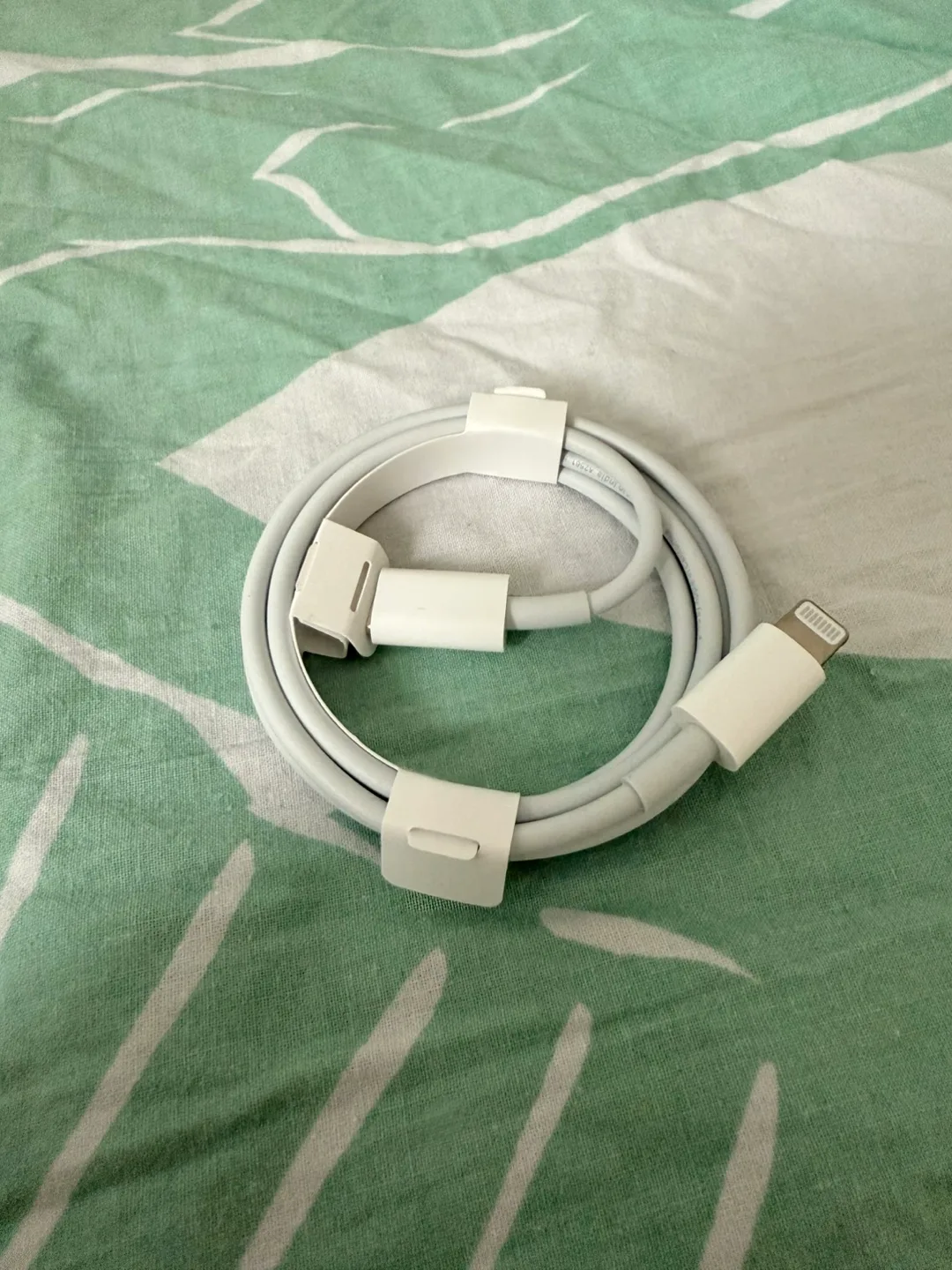 Apple USB-C to Lightning Cable thumbnail