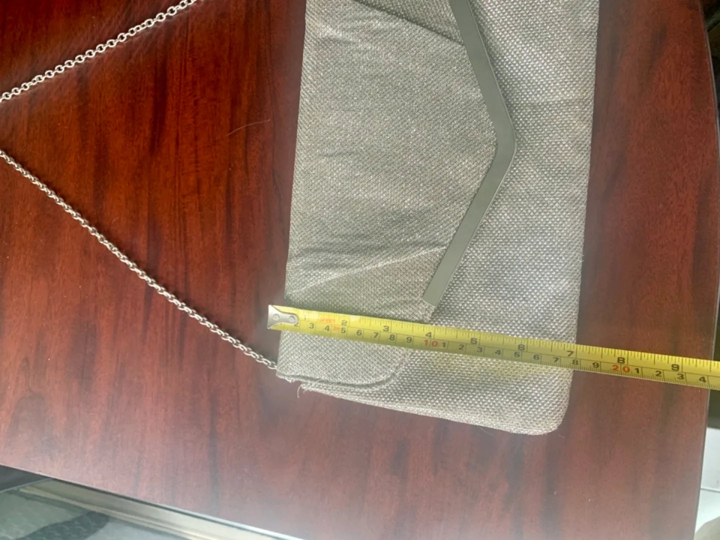 Gold Glitter Clutch Purse with Chain Strap image indicator(5)