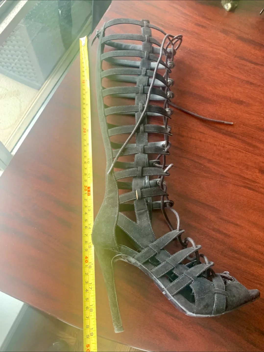 Knee-High Lace-Up Gladiator Sandals image indicator(4)