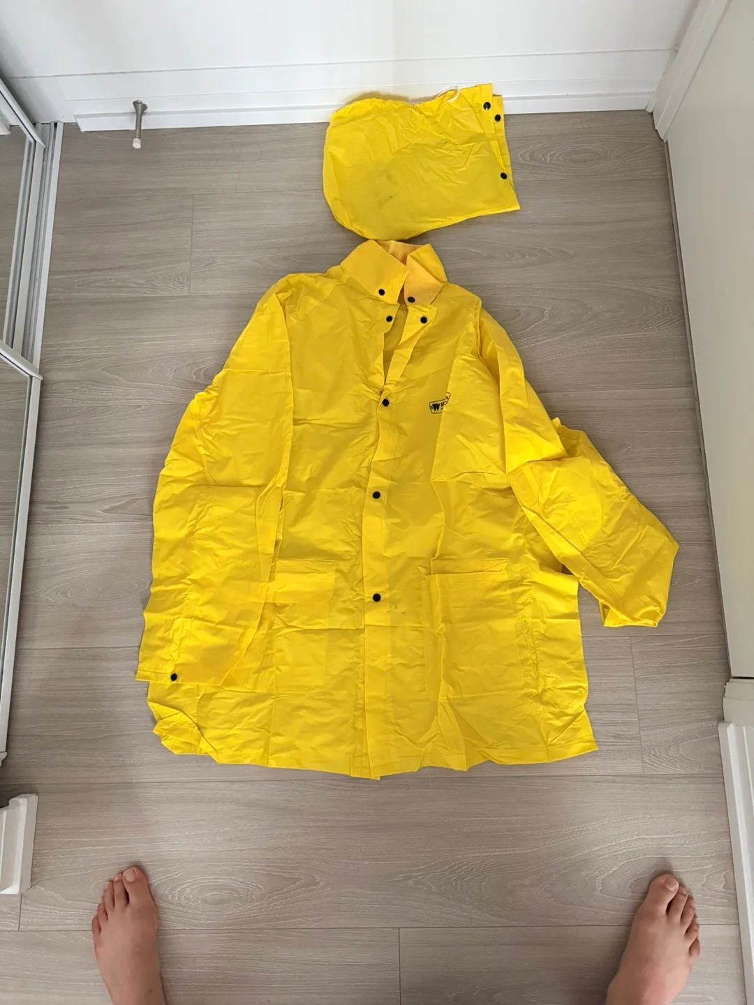 Rain coat thumbnail