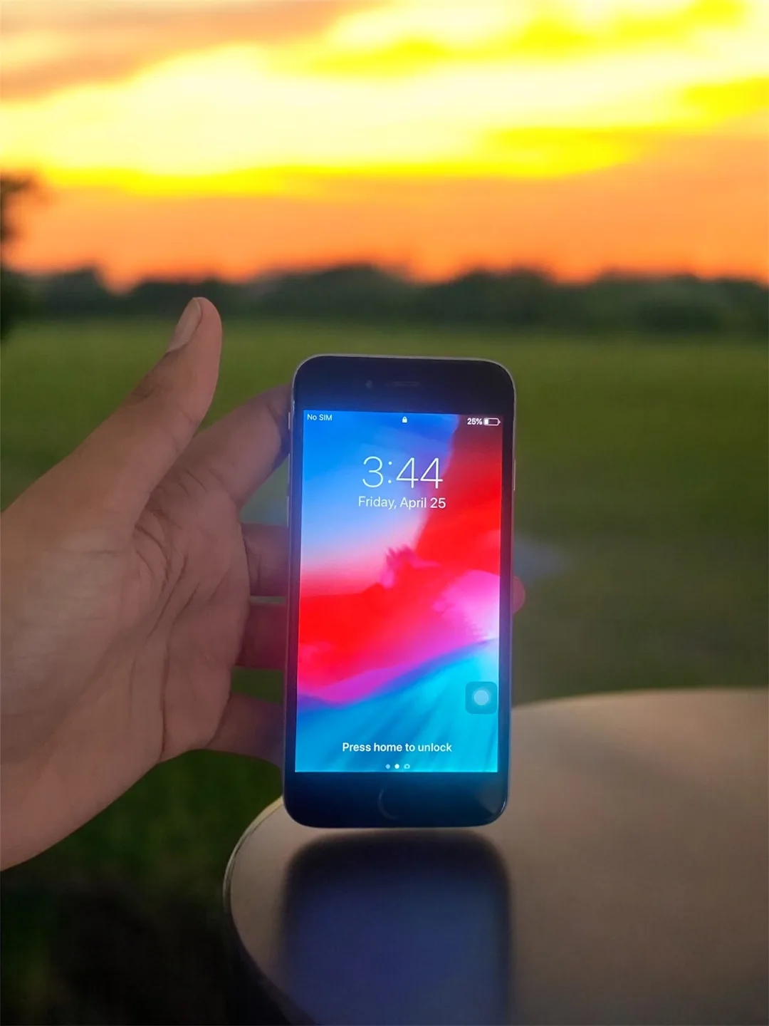 iPhone 6 64GB Space Grey - Unlocked - sold as soon as possible. thumbnail