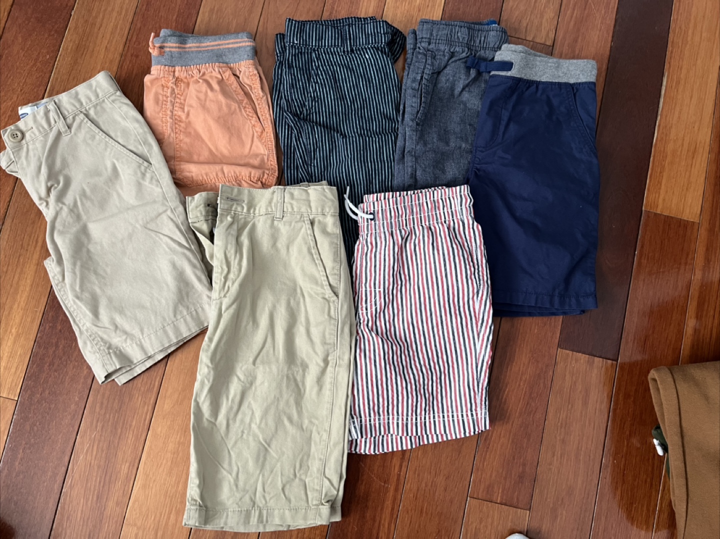 Boys' Clothing Bundle - Hoodies, Shorts, Pants, and T-shirts - photo 5