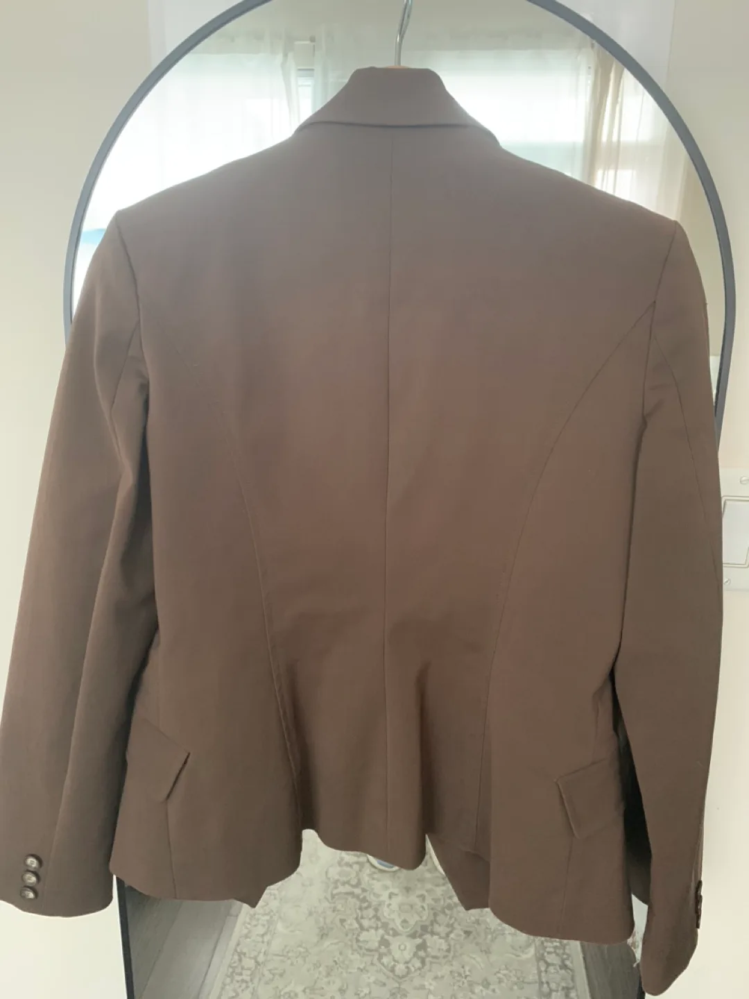 Le Chateau Olive Blazer made in 🇨🇦 Size Small image indicator(3)
