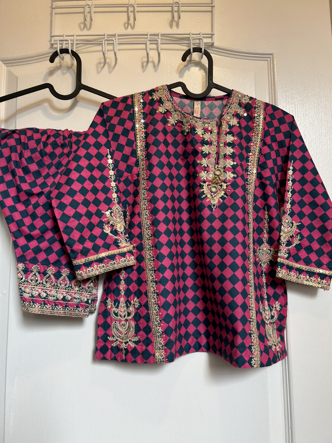 Girls' Pink Embroidered Shalwar Kameez Set - Size 3-6 Years - photo 4