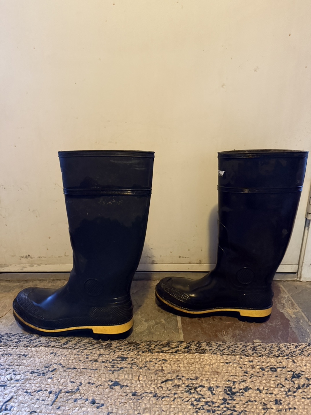 Baffin Safety Steel Toed Rubber Boots / 7 Men’s / 9 Women’s - photo 3
