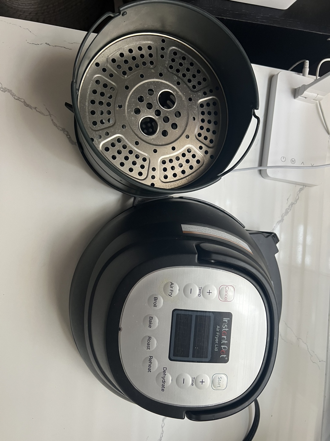 Instant 6QT Air Fryer Lid - photo 2