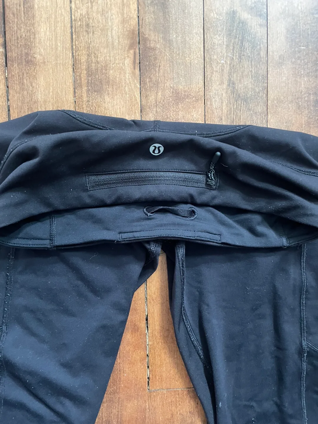 Lululemon Black Running Leggings Size 4 image indicator(3)