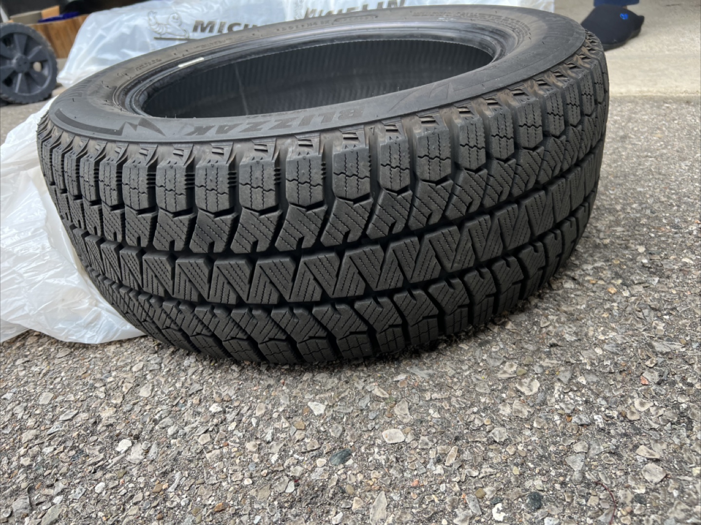 Bridgestone Blizzak WS90 Winter Tires - 205/55R16 91H - photo 4