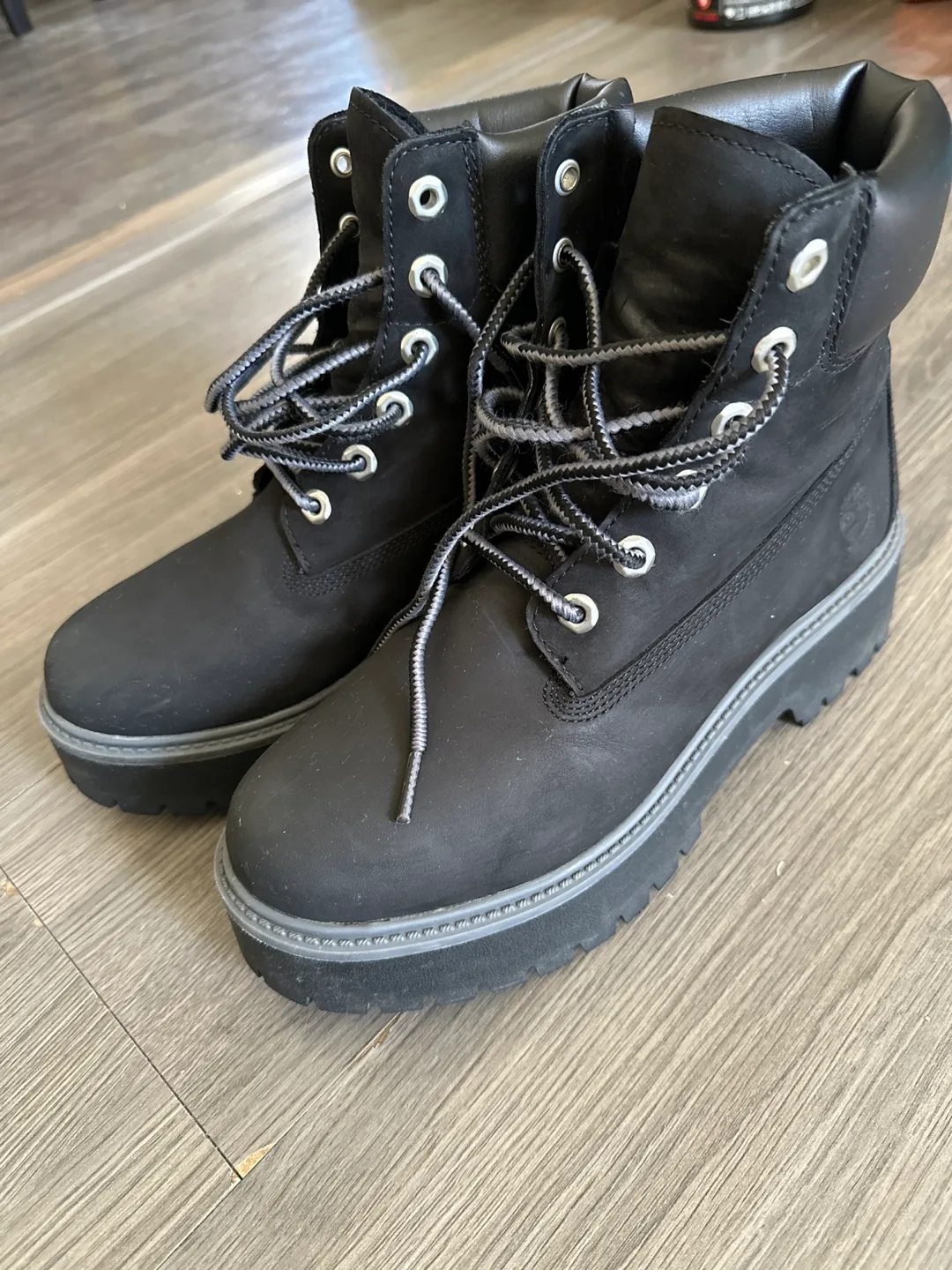 Timberland Black Platform Boots - Size 9 image indicator(5)