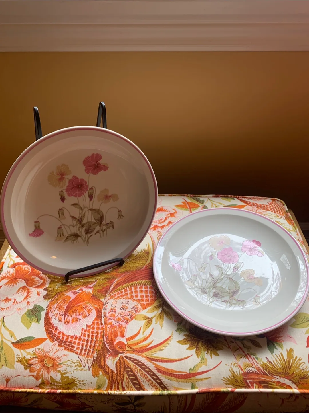 Vintage Floral Dinner Plate Set image indicator(10)