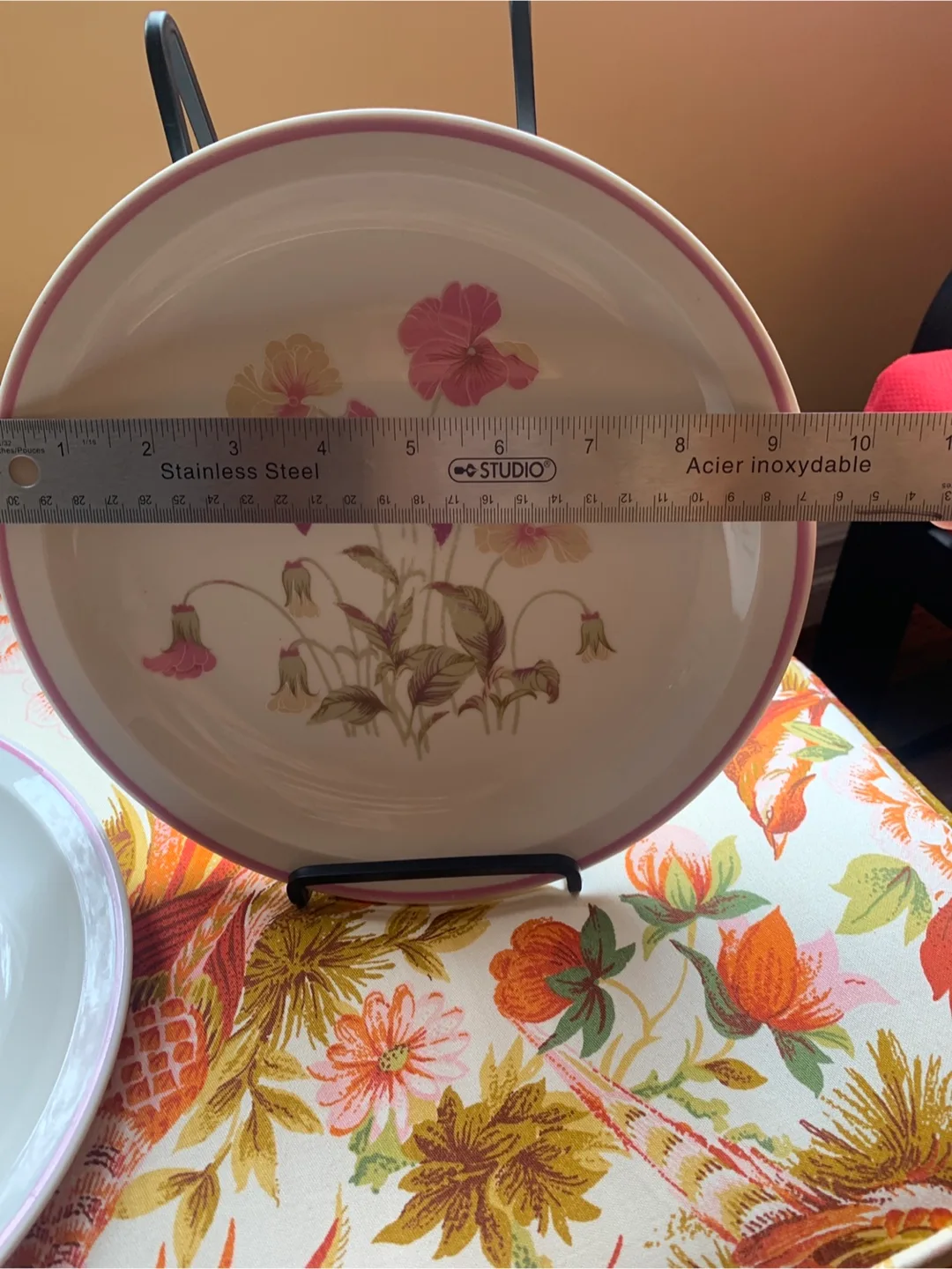 Vintage Floral Dinner Plate Set image indicator(7)