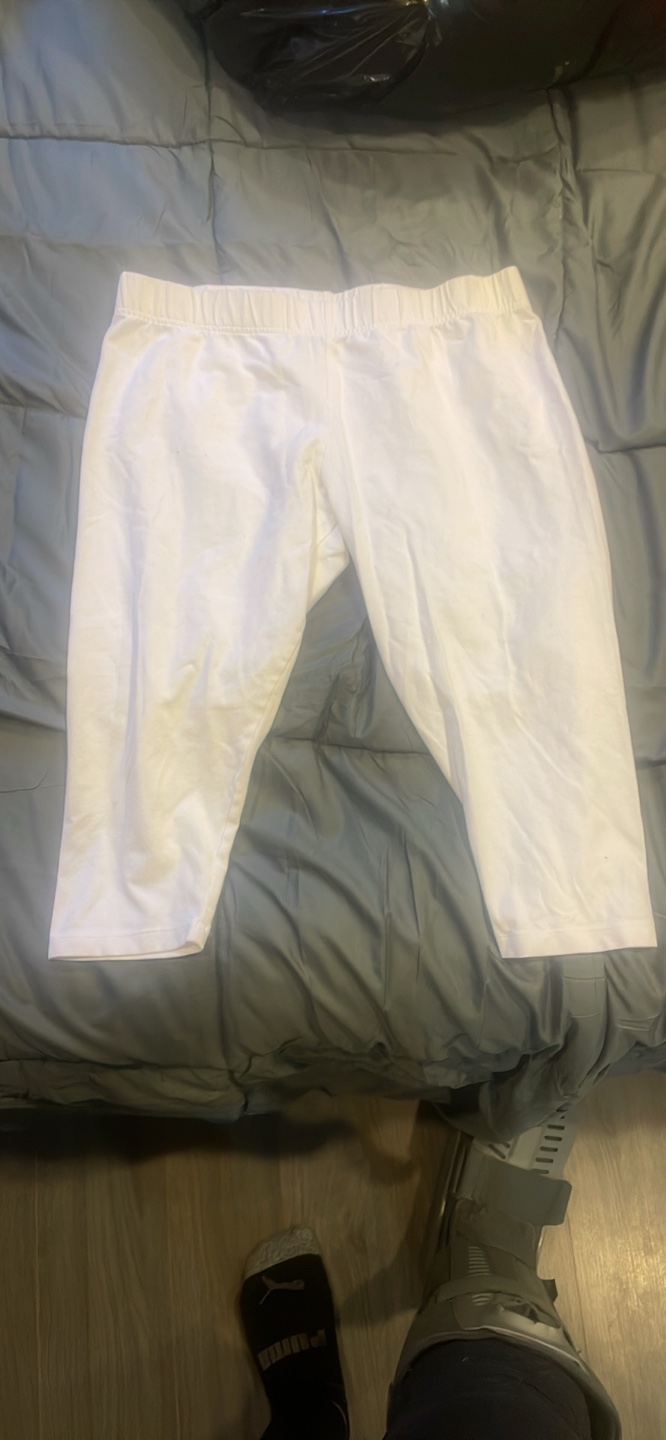 White Capri Pants