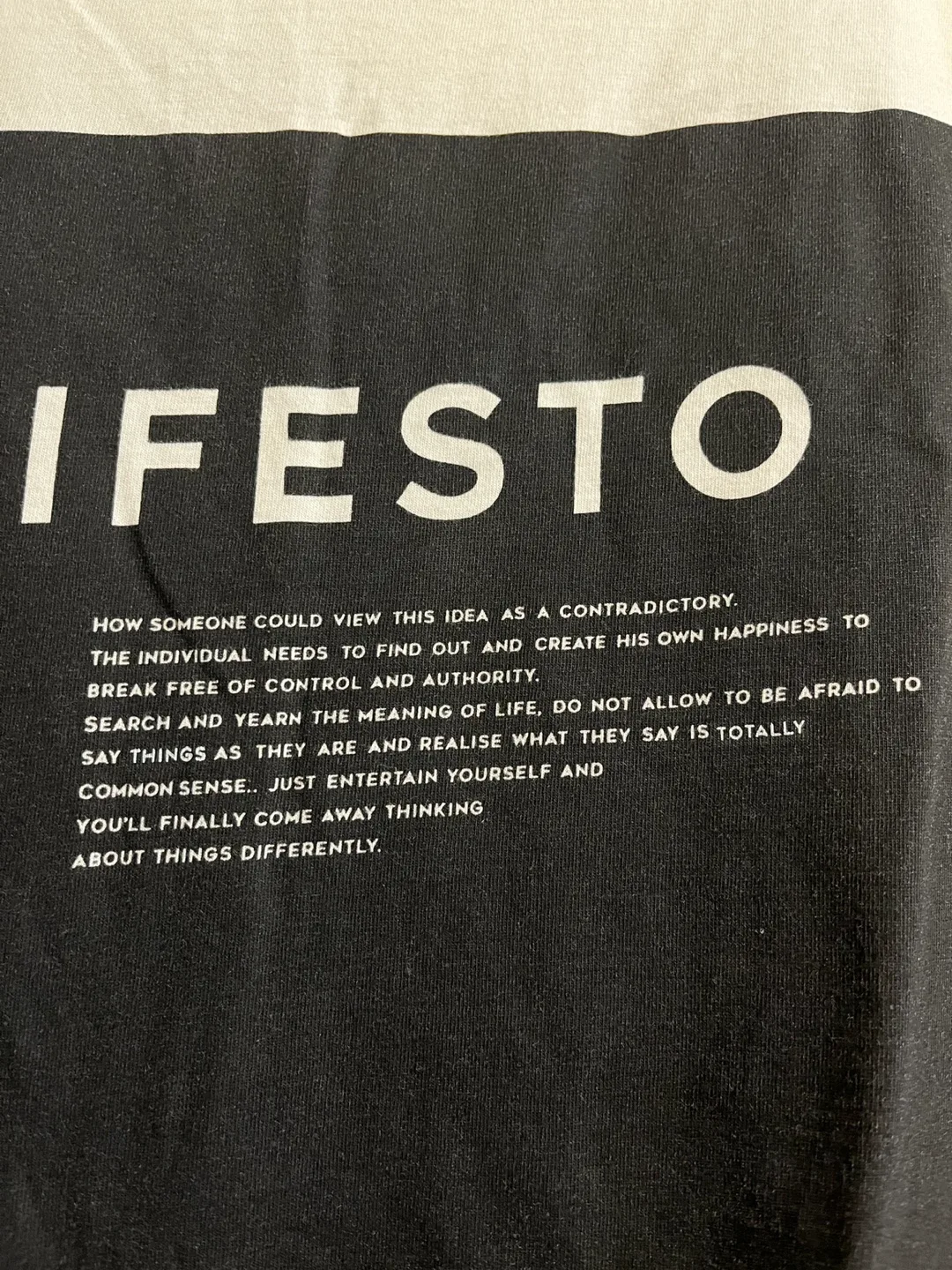 Men’s Zara T-shirt - Medium image indicator(2)