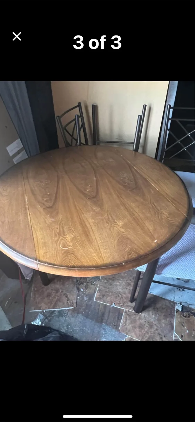 Round Wooden Dining Table with 4 Metal Chairs image indicator(3)