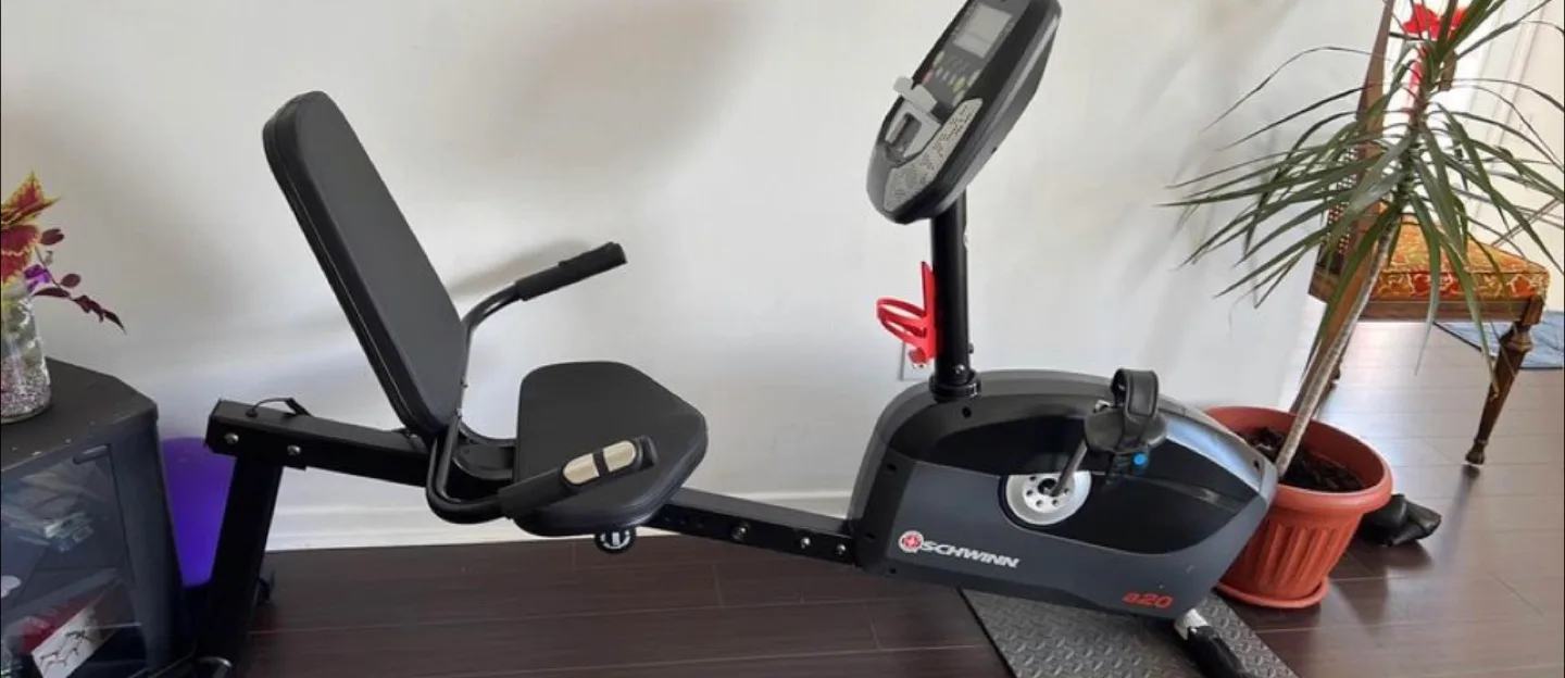 Schwinn 820 Recumbent Exercise Bike thumbnail