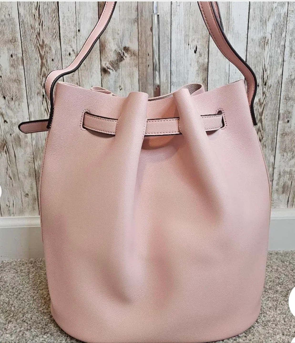 Elizabeth Arden New York Pink Bucket Bag image indicator(3)