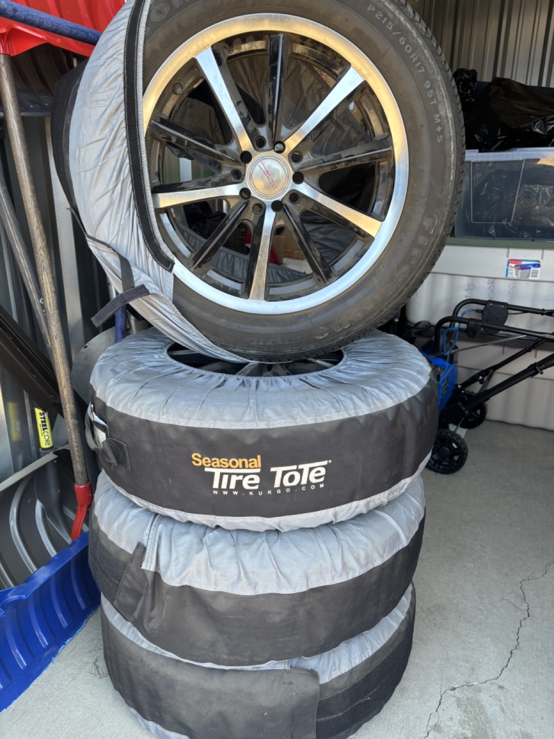 Set of 4used 17 inch rims and tires - photo 3