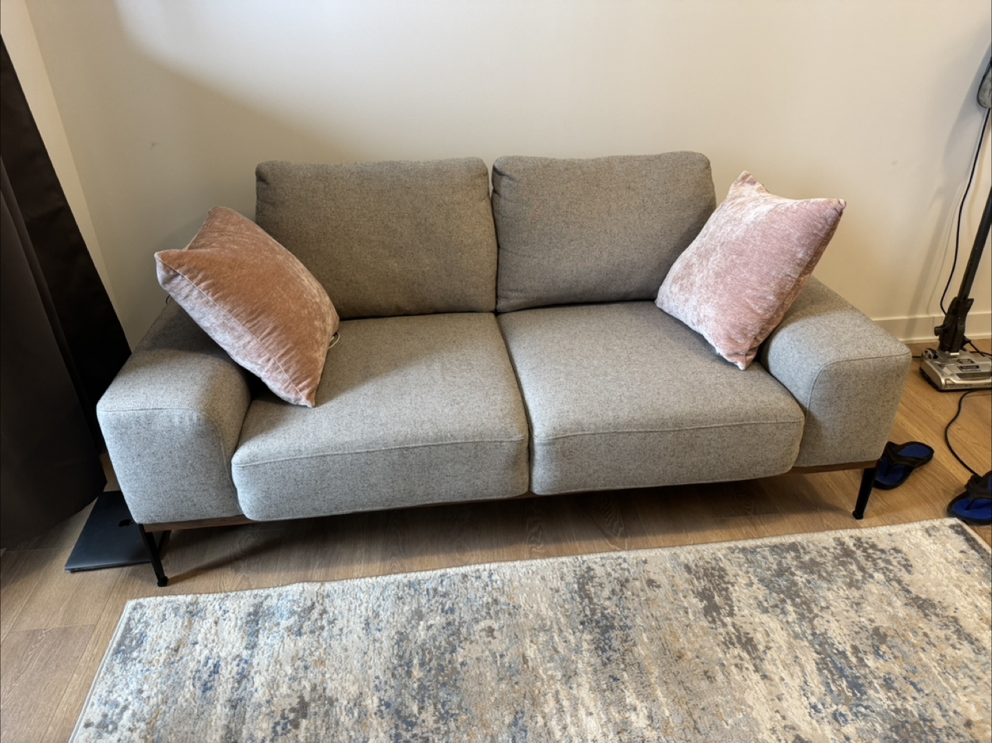 New couch - photo 5