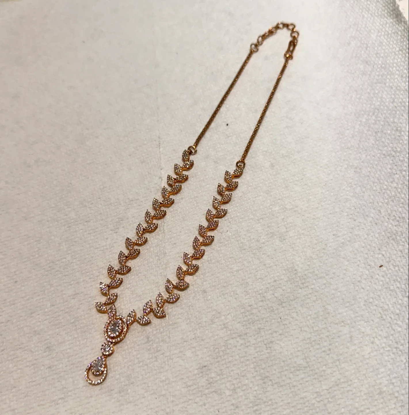 Artificial Gold Cubic Zirconia Necklace and Earrings Set image indicator(2)