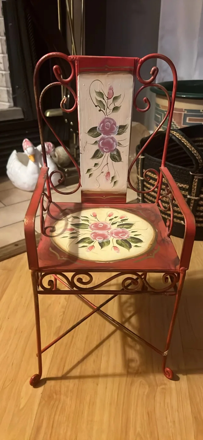 🧡Hand-painted Metal Chair thumbnail