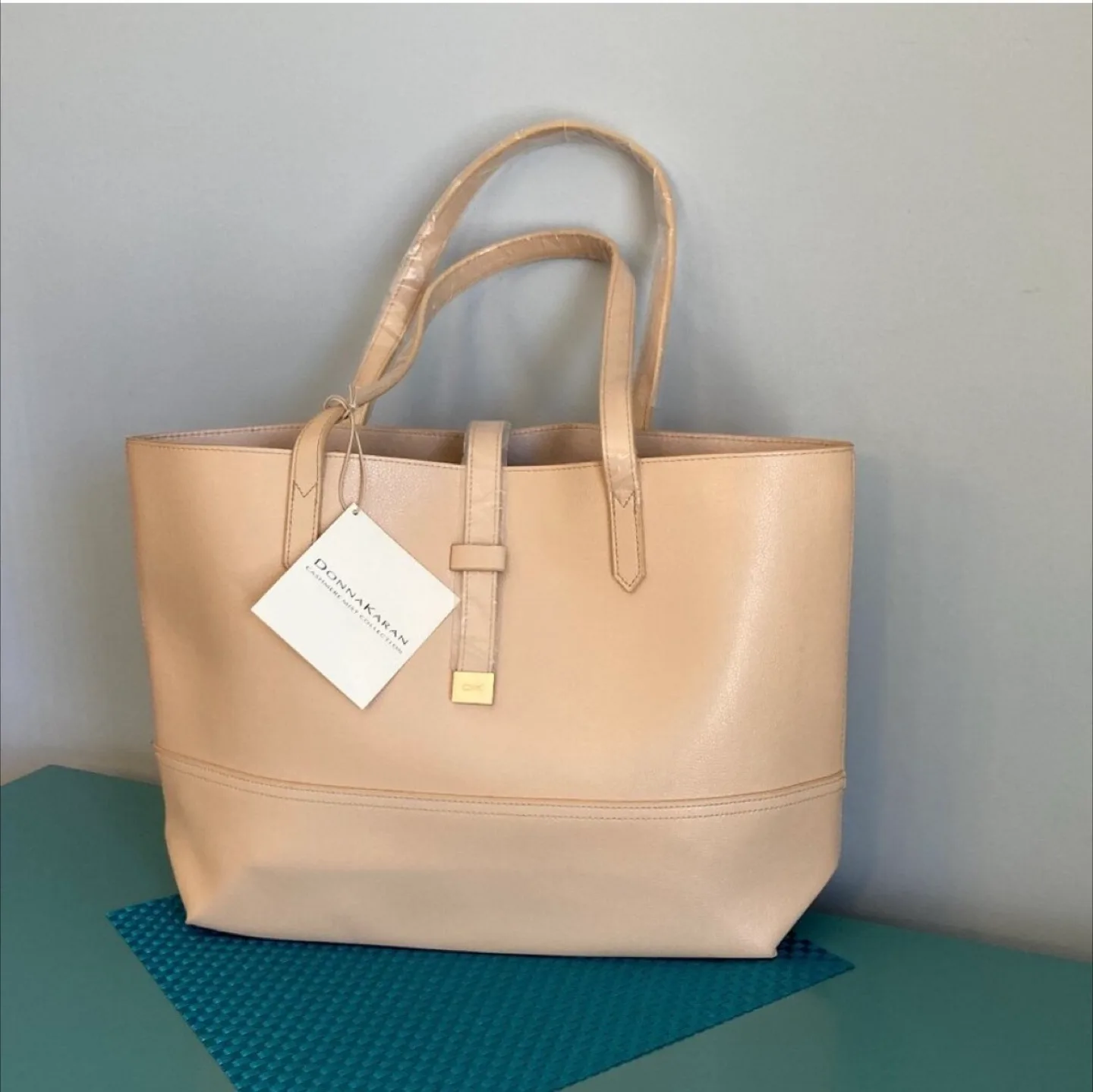 Donna Karen Beige Tote Bag thumbnail