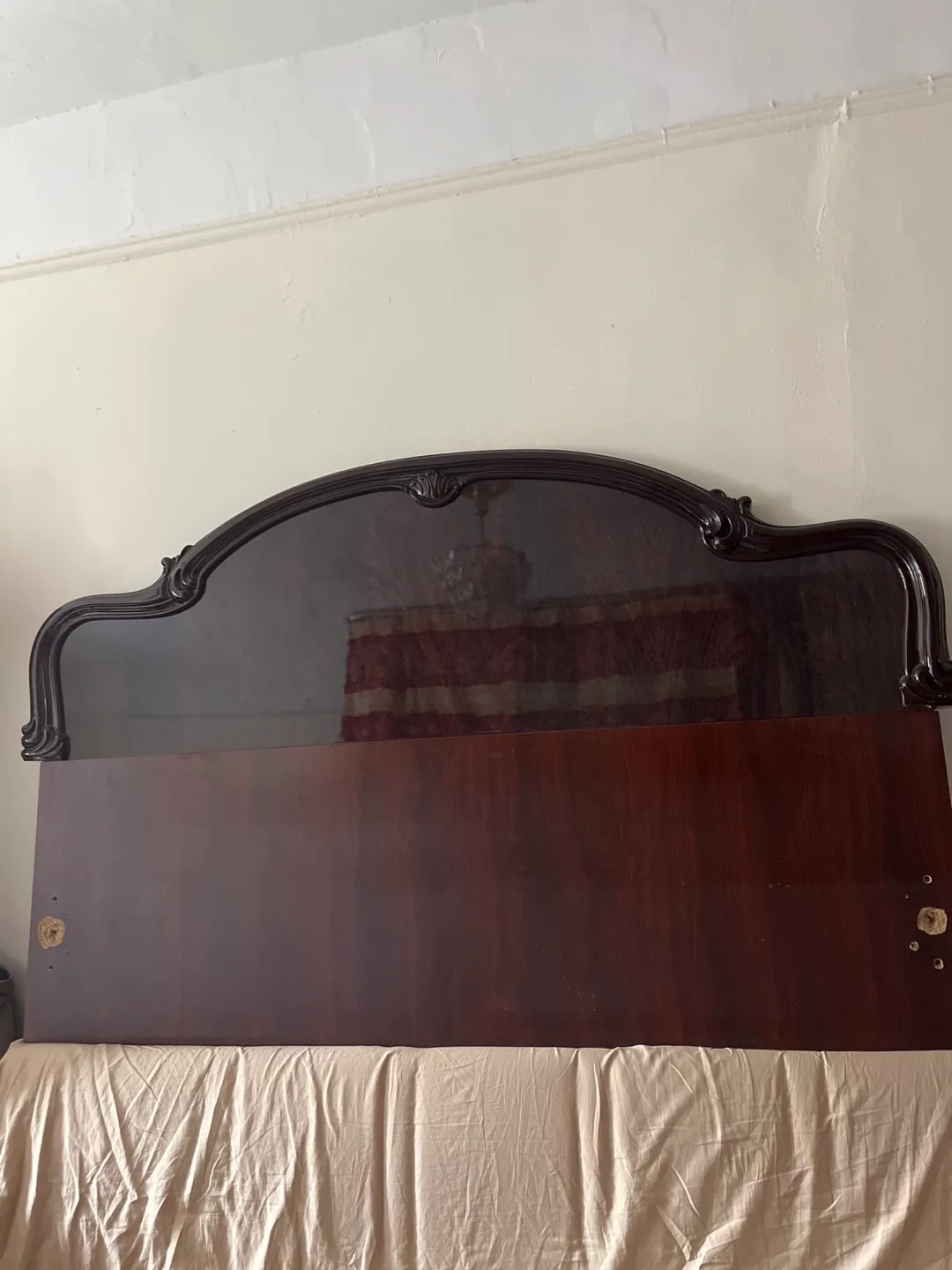 Dark Cherry Wood Bedroom Set with Mirror thumbnail