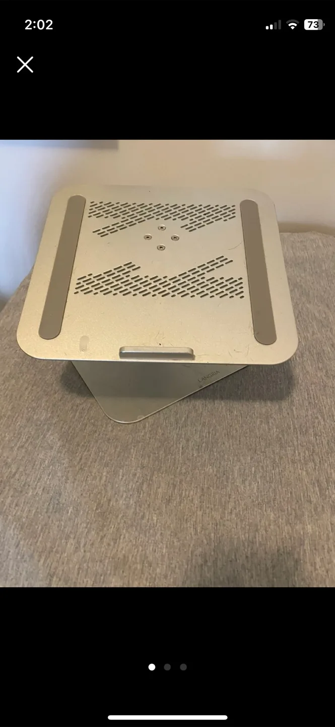 💛 Free Laptop stand thumbnail