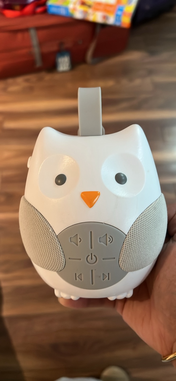 Baby soother Cloud b Twilight Owl Sound Machine