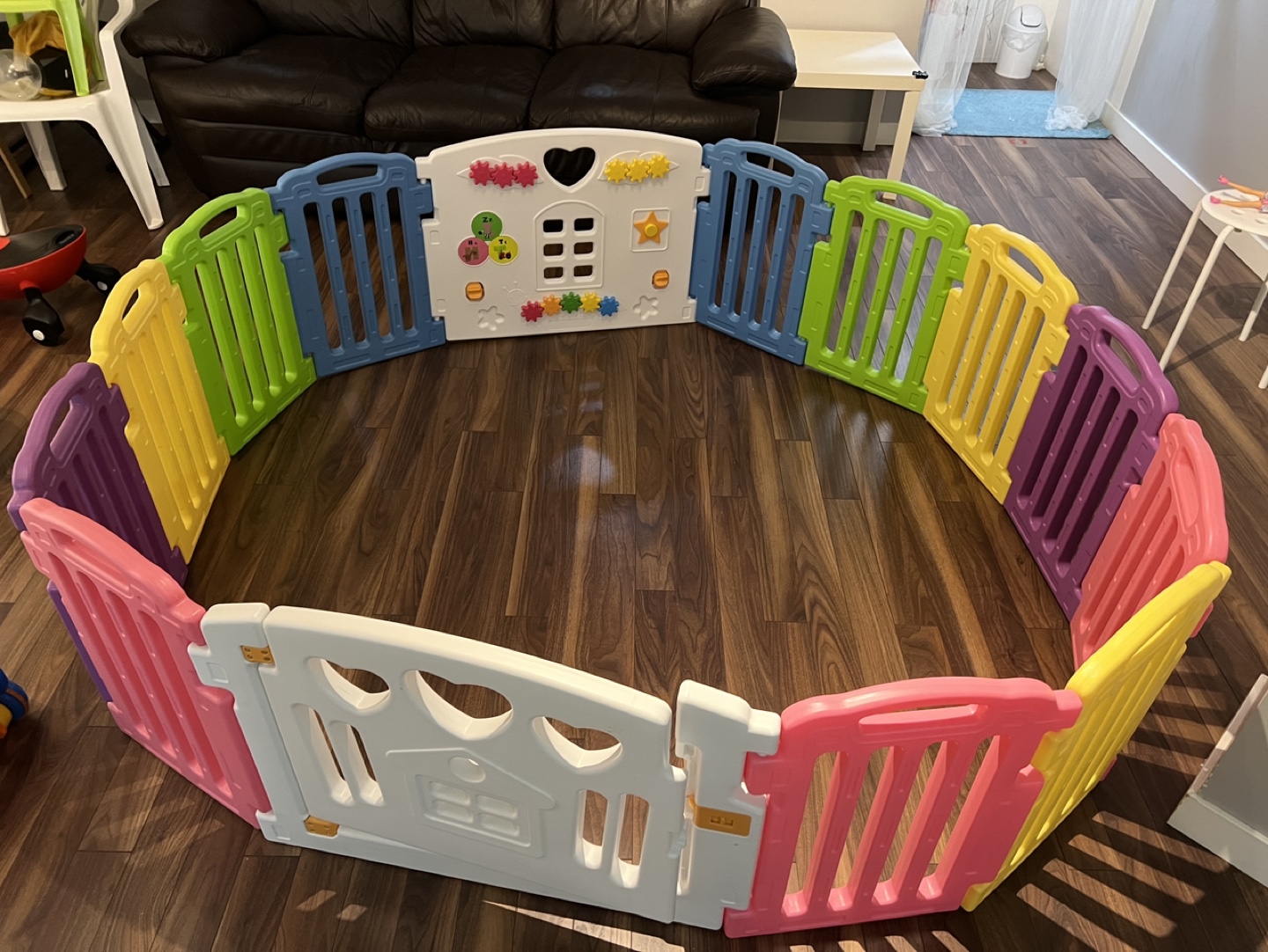 Playpen with Activity Panel - photo 3