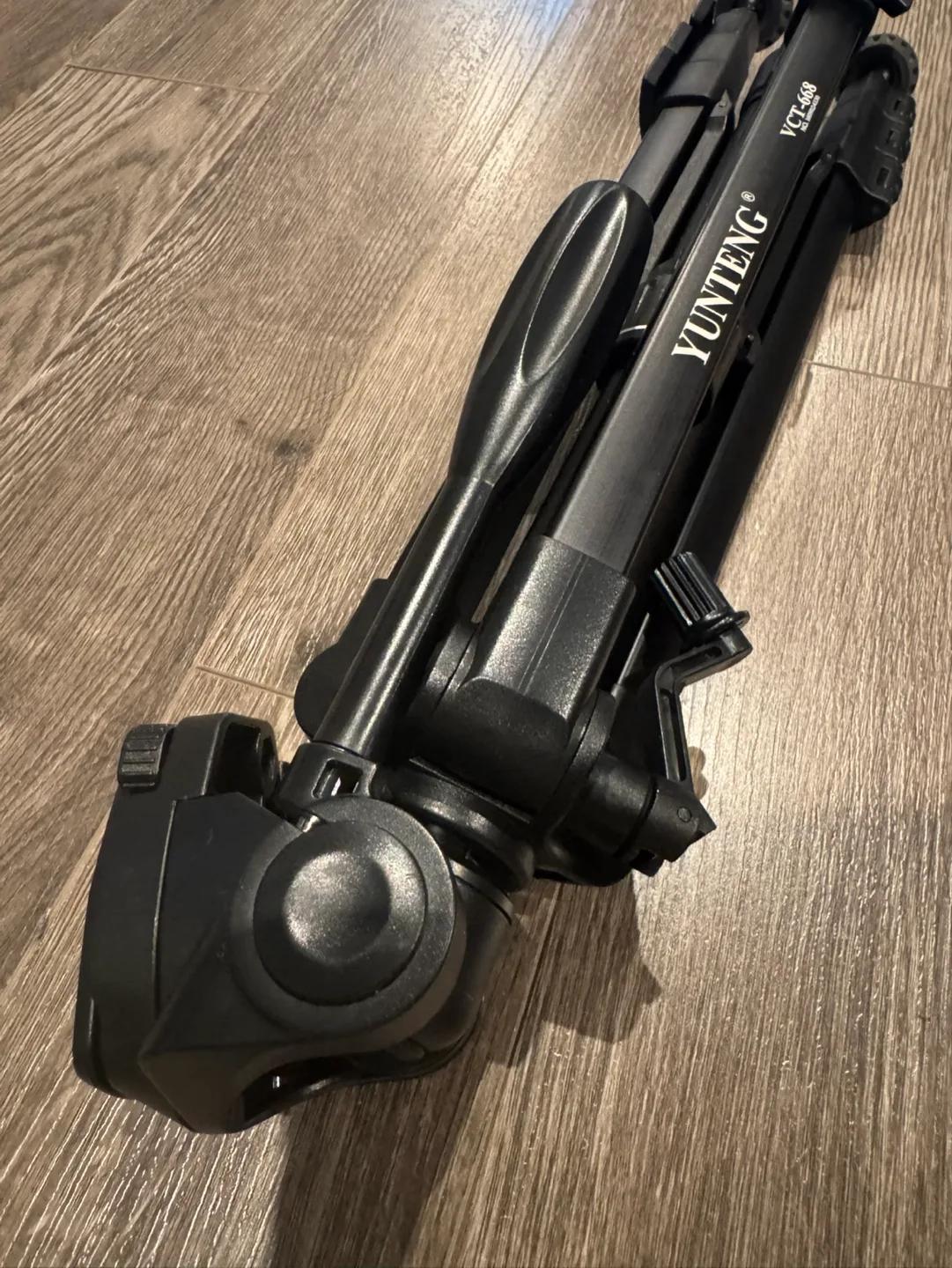 🧡YUNTENG VCT-568 Tripod thumbnail