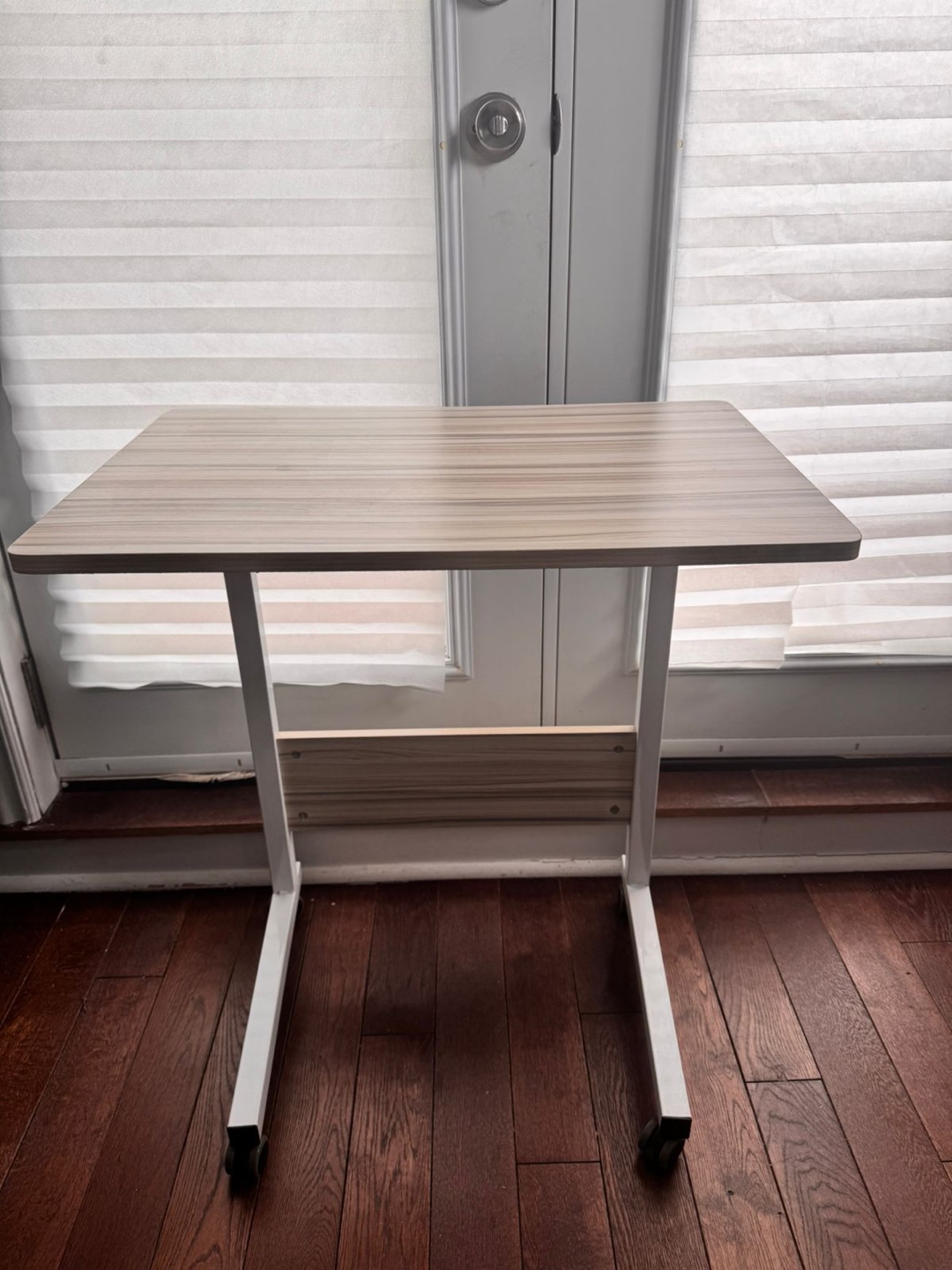 Medium size mobile side table - photo 2