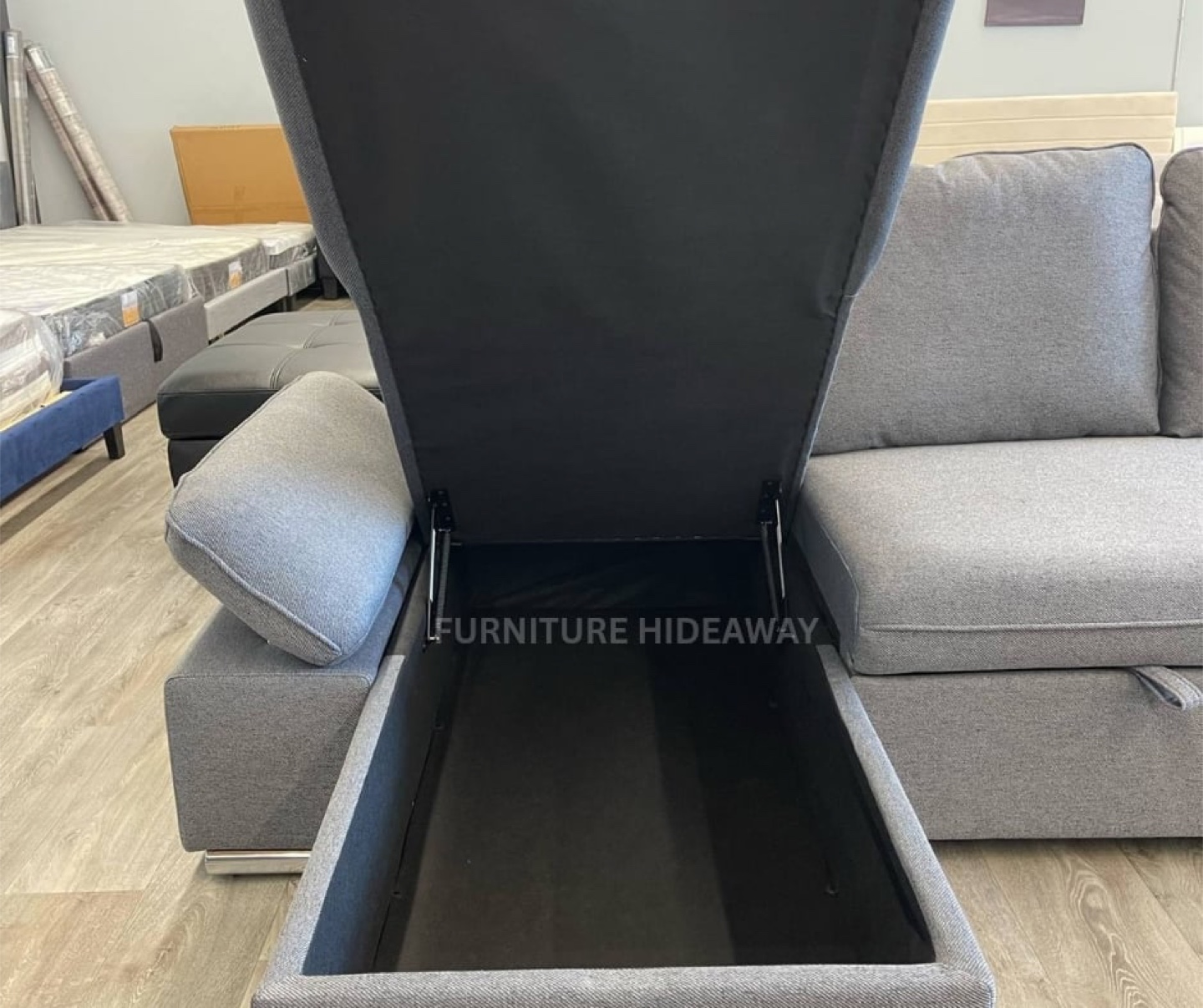 ✨TODAY ONLY – $100 OFF the Zoey Sectional Pull-Out Sofa!✨😮 - photo 3