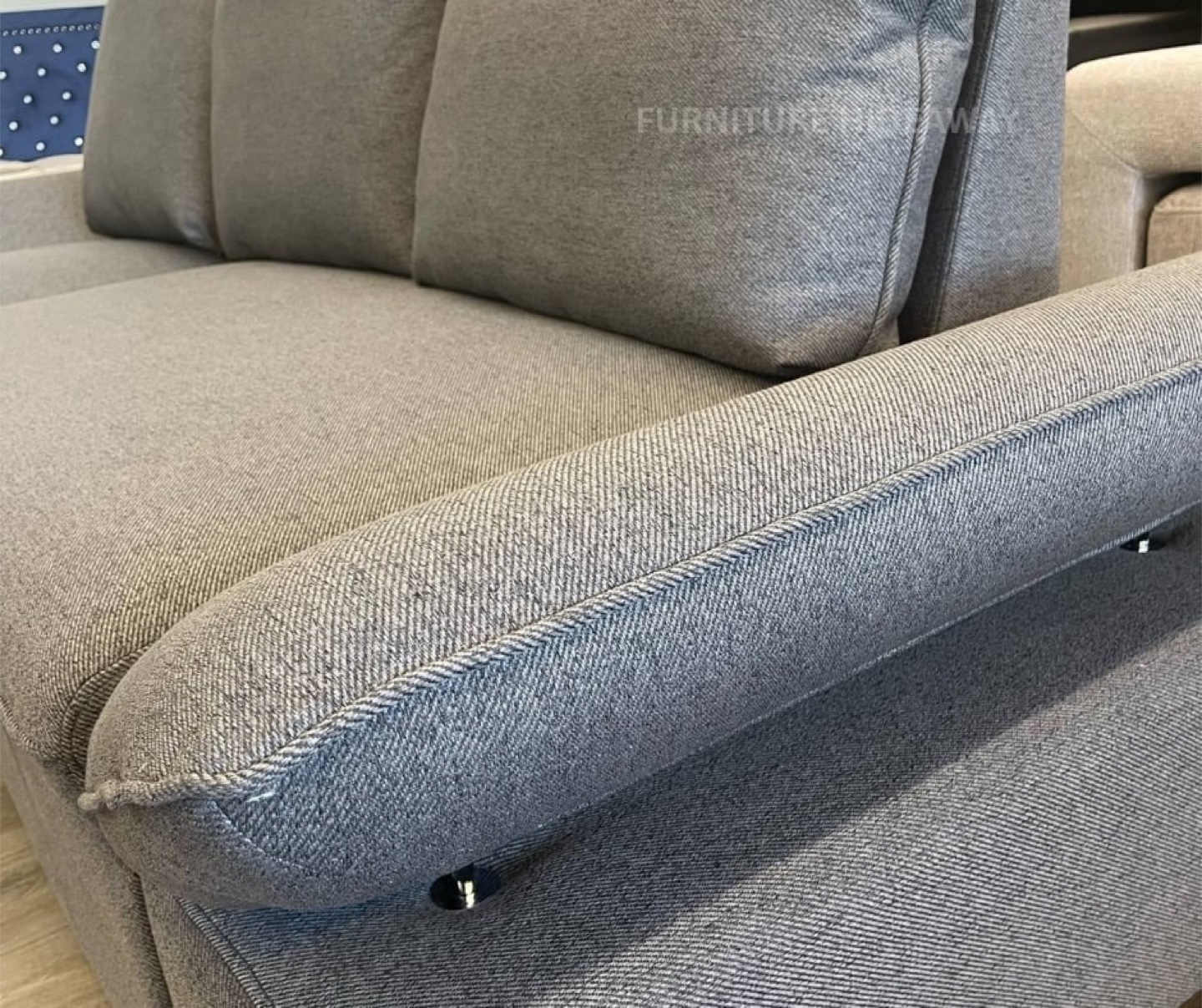 ✨TODAY ONLY – $100 OFF the Zoey Sectional Pull-Out Sofa!✨😮