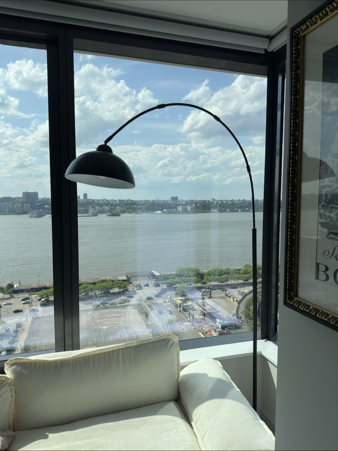 Arc Floor Lamp - Modern Black